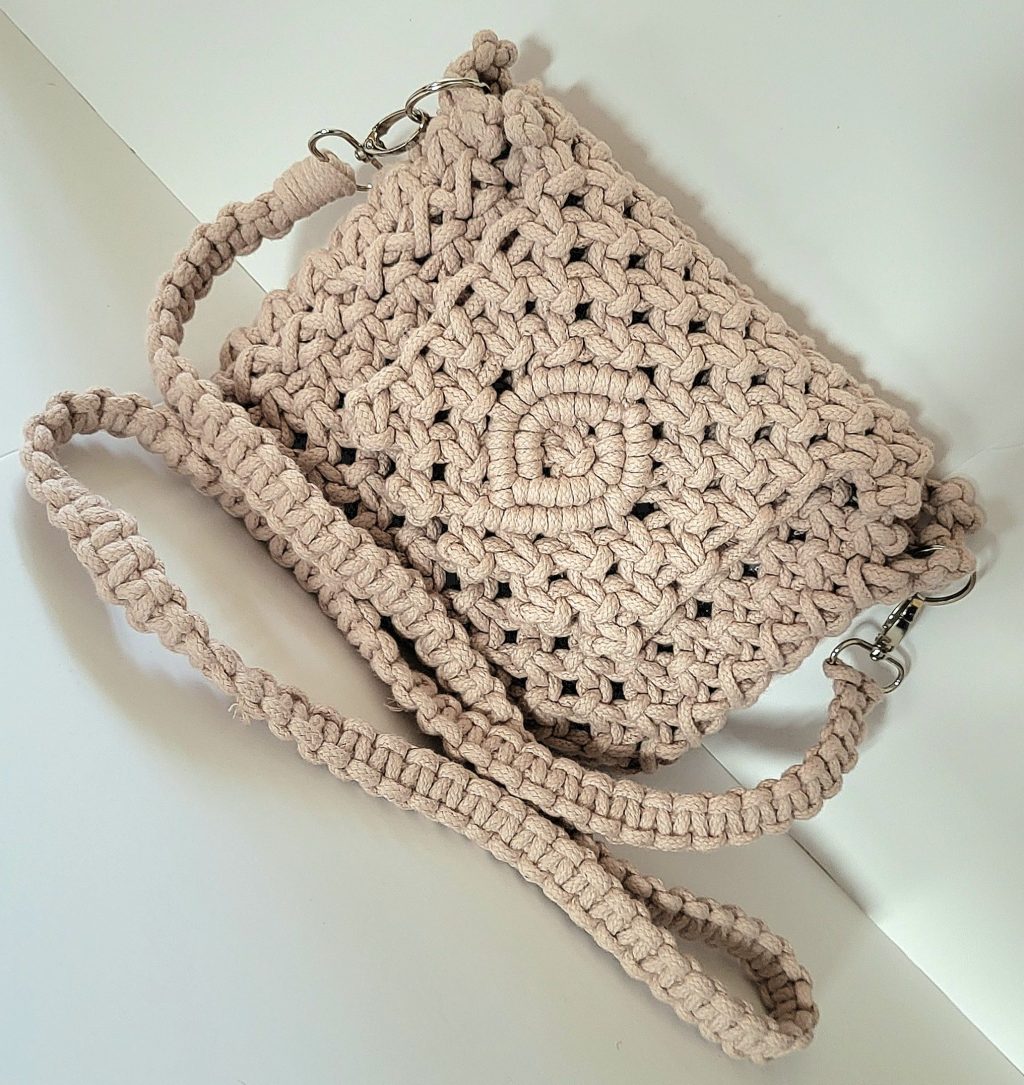 Pourquoi et comment choisir un accessoire de mode personnalisé ? 